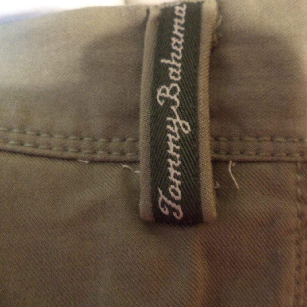 Men's TOMMY BAHAMA SHORTS - "Ashore Thing" Asparagus Size 33 New with Tags $98 - Picture 4 of 11